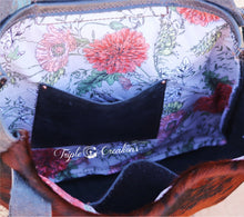 Load image into Gallery viewer, Brindle Cowhide Shoulder Bag
