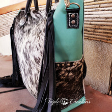 Load image into Gallery viewer, Salt &amp; Pepper Cowhide Tote