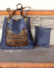 Load image into Gallery viewer, Acid Wash Cowhide Totes